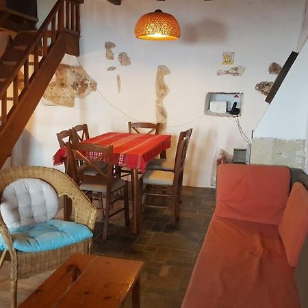 Athina Guesthouse Monemvasia Exterior photo