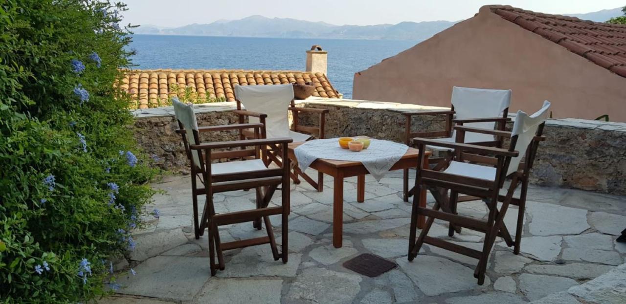 Athina Guesthouse Monemvasia Exterior photo